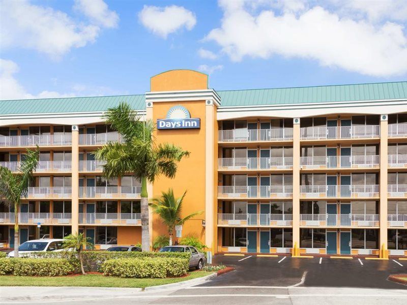 Days Inn By Wyndham Fort Lauderdale-Oakland Park Airport N Exterior foto